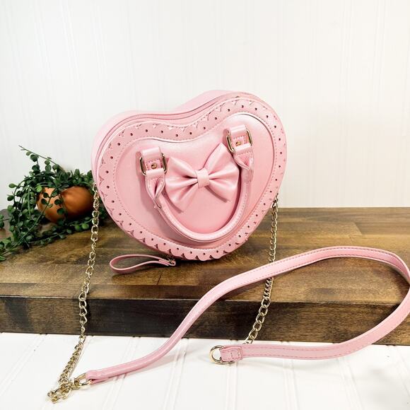 Pink Lolita Heart Shaped Crossbody Bag Purse Bioworld Pink Bow Purse - Picture 8 of 11